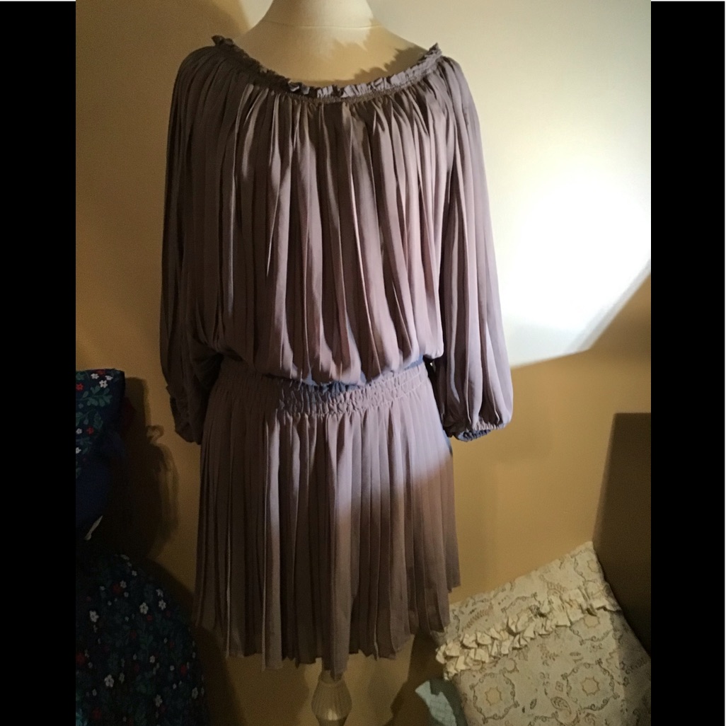 Women’s New With Tags Gray Long Sleeve Dress Max Studio Size Medium